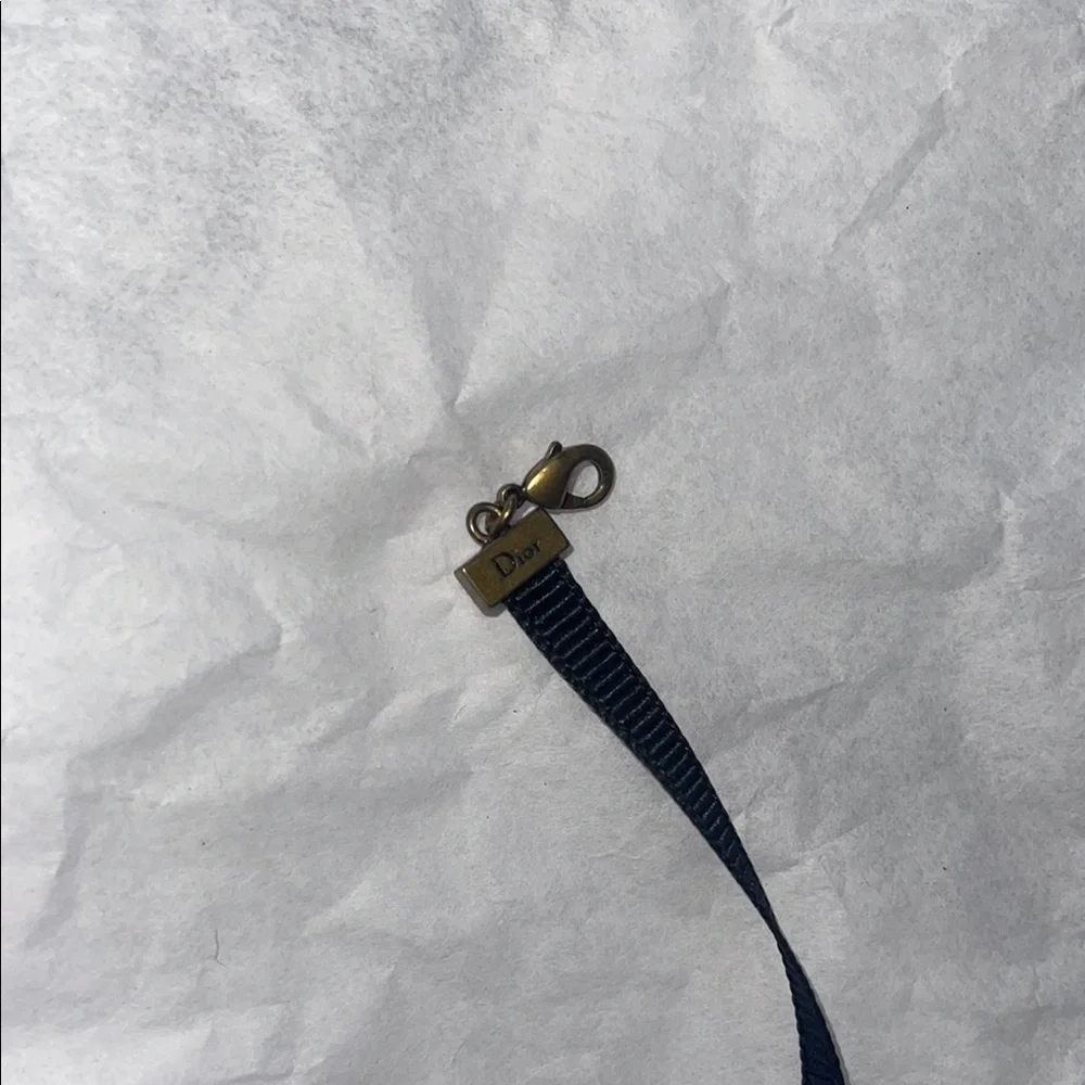 Dior J'Adior Gold and Black Necklace - Picture 3 of 4